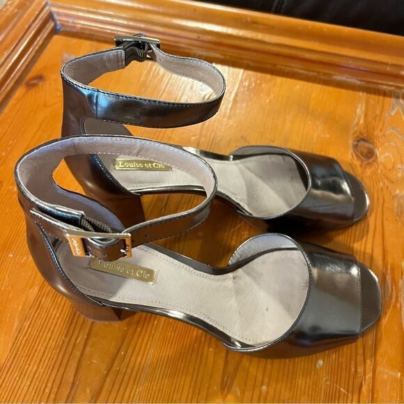 Louise et Cie Karisa Metallic Leather Ankle Strap Heels. Size 40/10M. Good Cond! - Picture 10 of 13